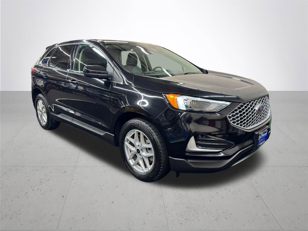 Used 2024 Ford Edge SEL image 9
