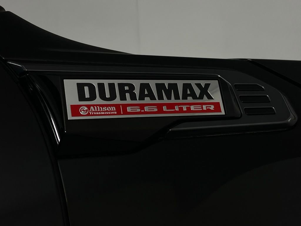 Used 2025 GMC Sierra 3500 AT4 w/ AT4 Premium Plus Package image 13