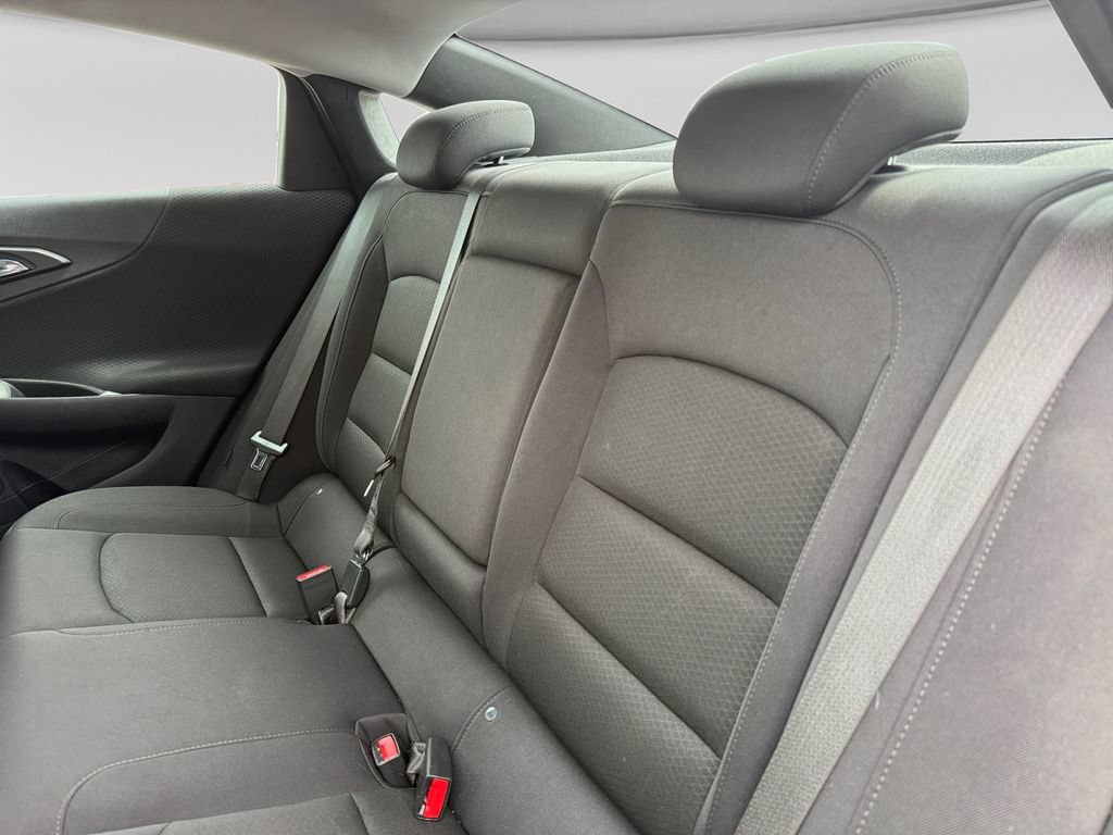 Used 2024 Chevrolet Malibu LT FWD image 38