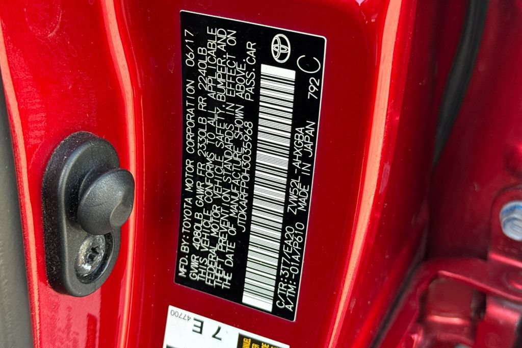 Used 2017 Toyota Prius Prime Advanced FWD image 27
