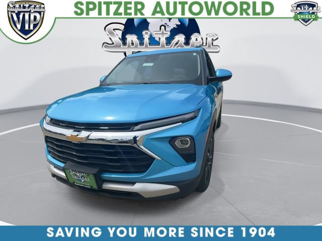 Used 2025 Chevrolet TrailBlazer LT AWD/4WD image 3