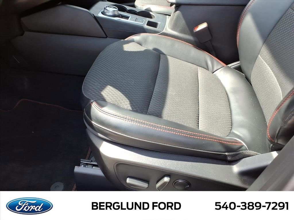 Used 2023 Ford Escape ST-Line w/ Tech Pack #1 image 19