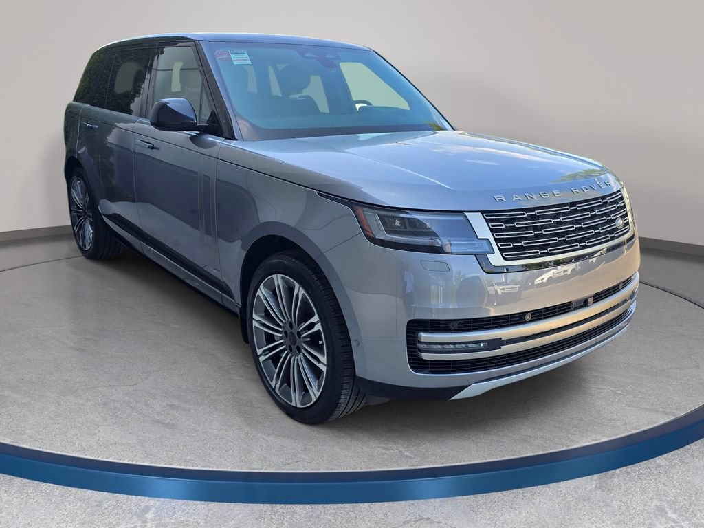 New 2026 Land Rover Range Rover Long Wheelbase SE AWD/4WD image 3