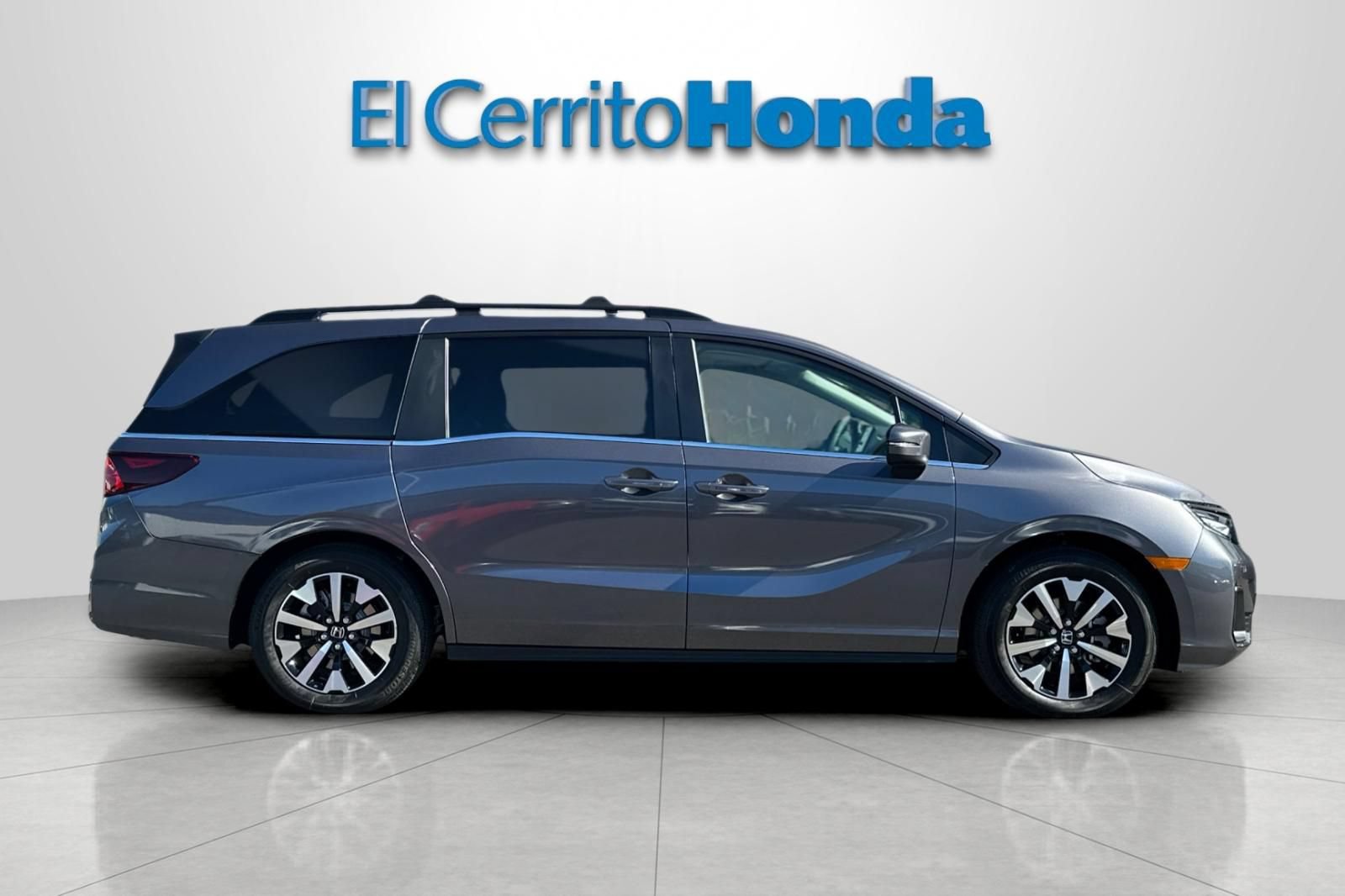 New 2026 Honda Odyssey EX-L image 2