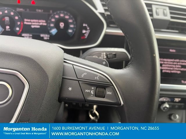 Used 2025 Audi Q3 2.0T Premium AWD/4WD image 16