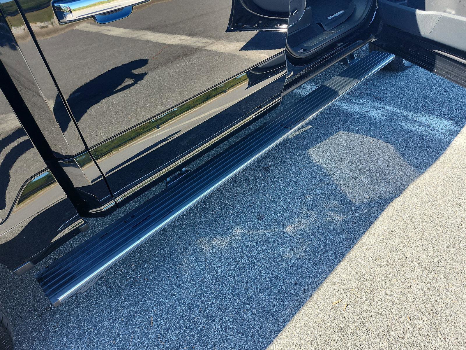 Used 2023 Ford F150 Platinum w/ Equipment Group 701A High image 10