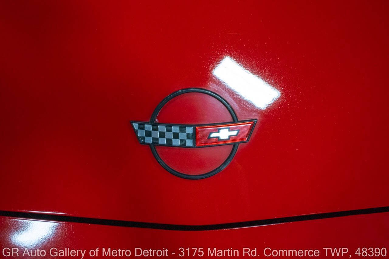 Used 1990 Chevrolet Corvette ZR-1 RWD image 27