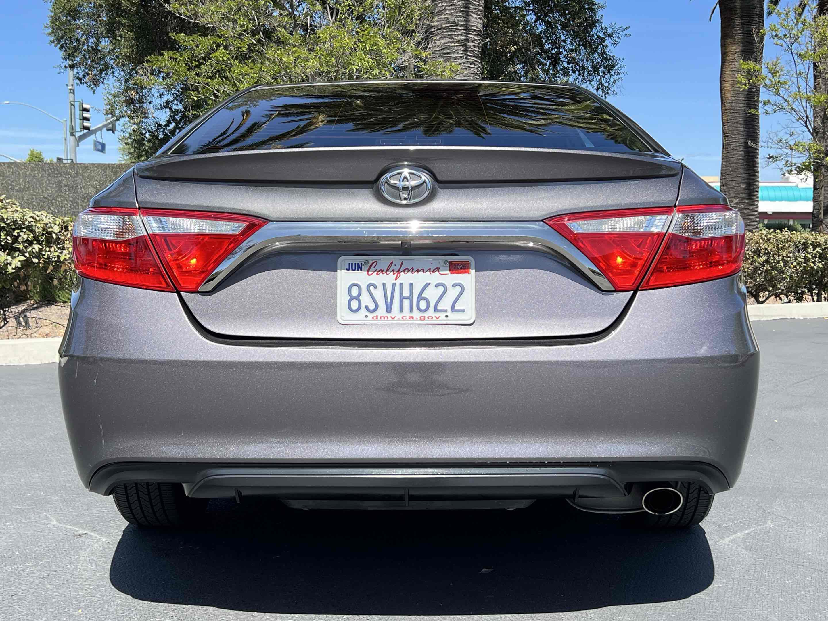 Used 2017 Toyota Camry SE w/ Moonroof Package FWD image 15