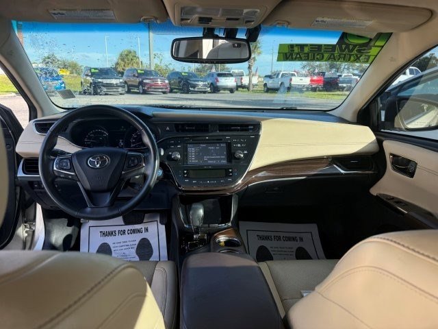 Used 2015 Toyota Avalon Limited image 10