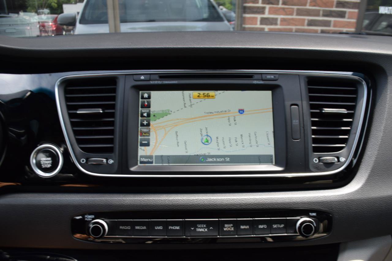 Used 2015 Kia Sedona SX FWD image 23