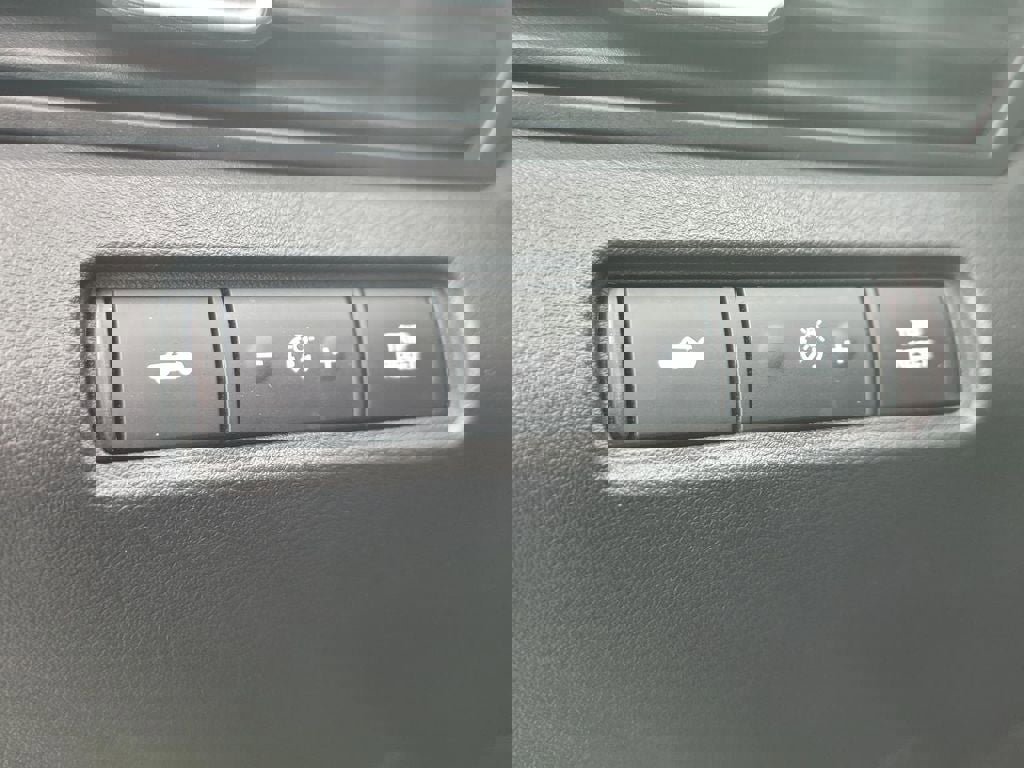 Certified 2024 Nissan Altima 2.5 SR image 33