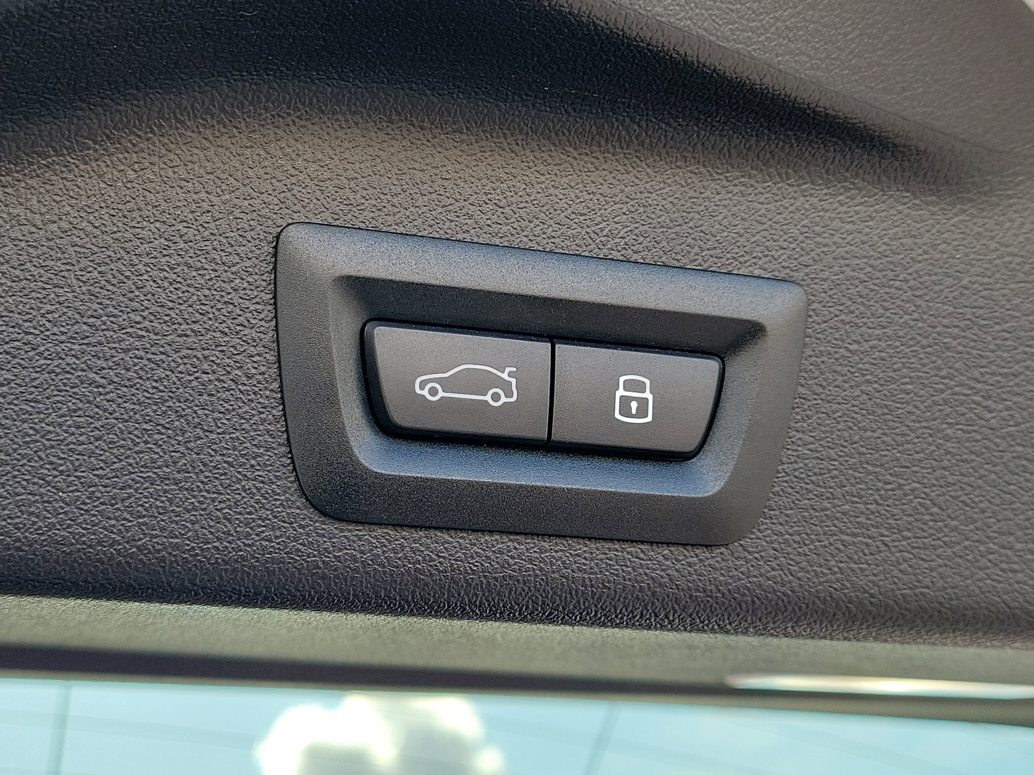 Used 2025 BMW X5 sDrive40i w/ Parking Assistance Package RWD image 9