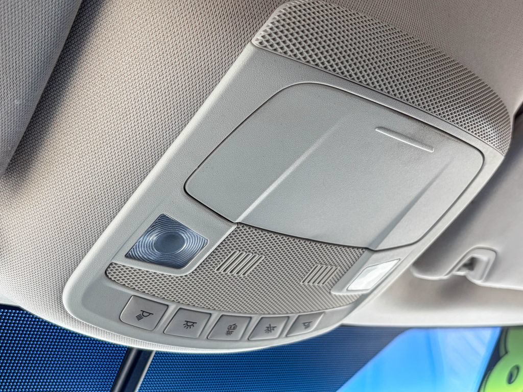 Used 2018 Ford Edge SEL w/ Equipment Group 201A FWD image 35
