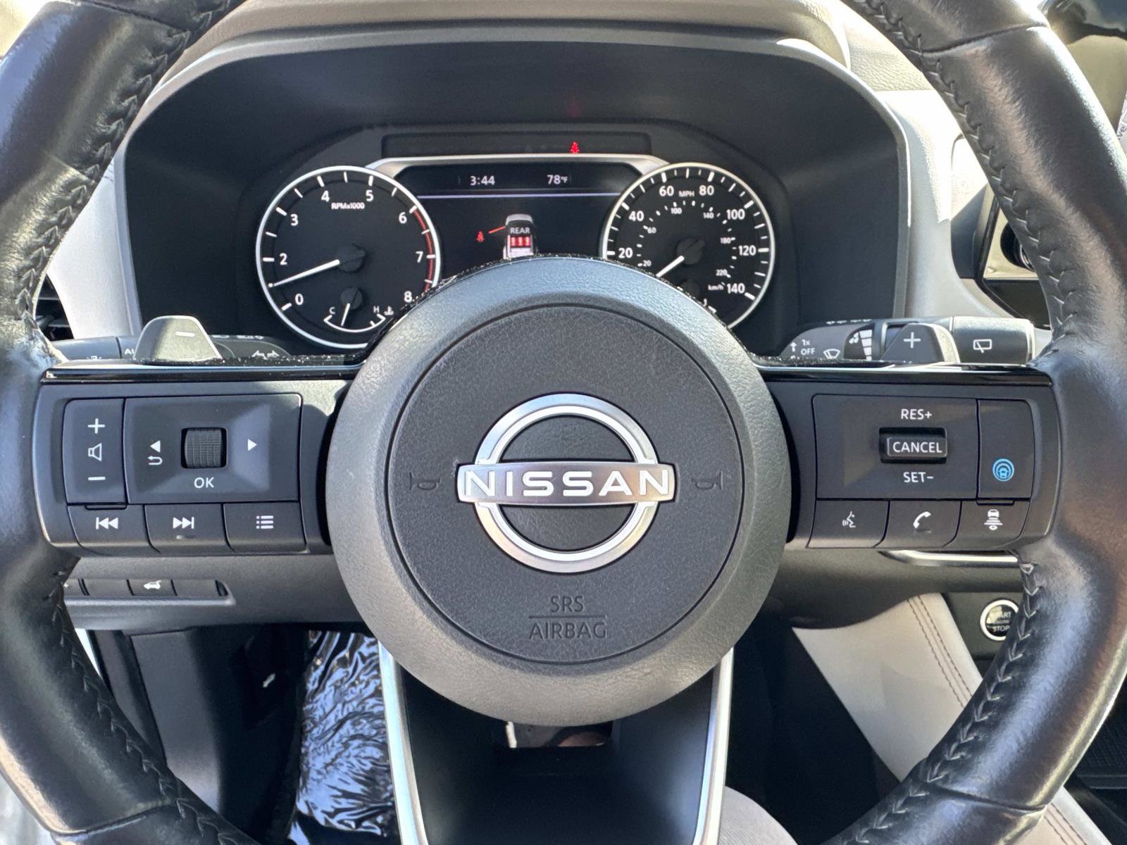 Used 2023 Nissan Rogue SL w/ SL Premium Package image 18