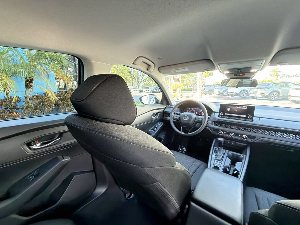 Certified 2023 Honda Accord LX image 17