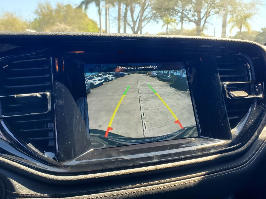 Used 2022 Dodge Durango GT image 31