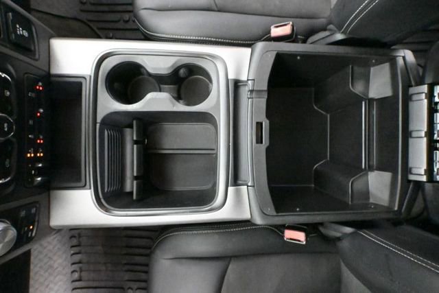 Used 2017 RAM 1500 Rebel w/ Luxury Group image 33