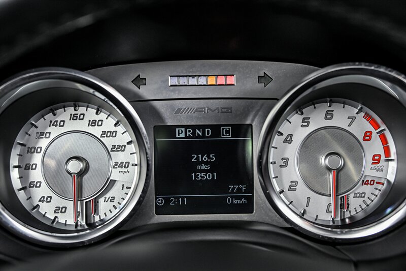 Used 2012 Mercedes-Benz SLS AMG Roadster image 21