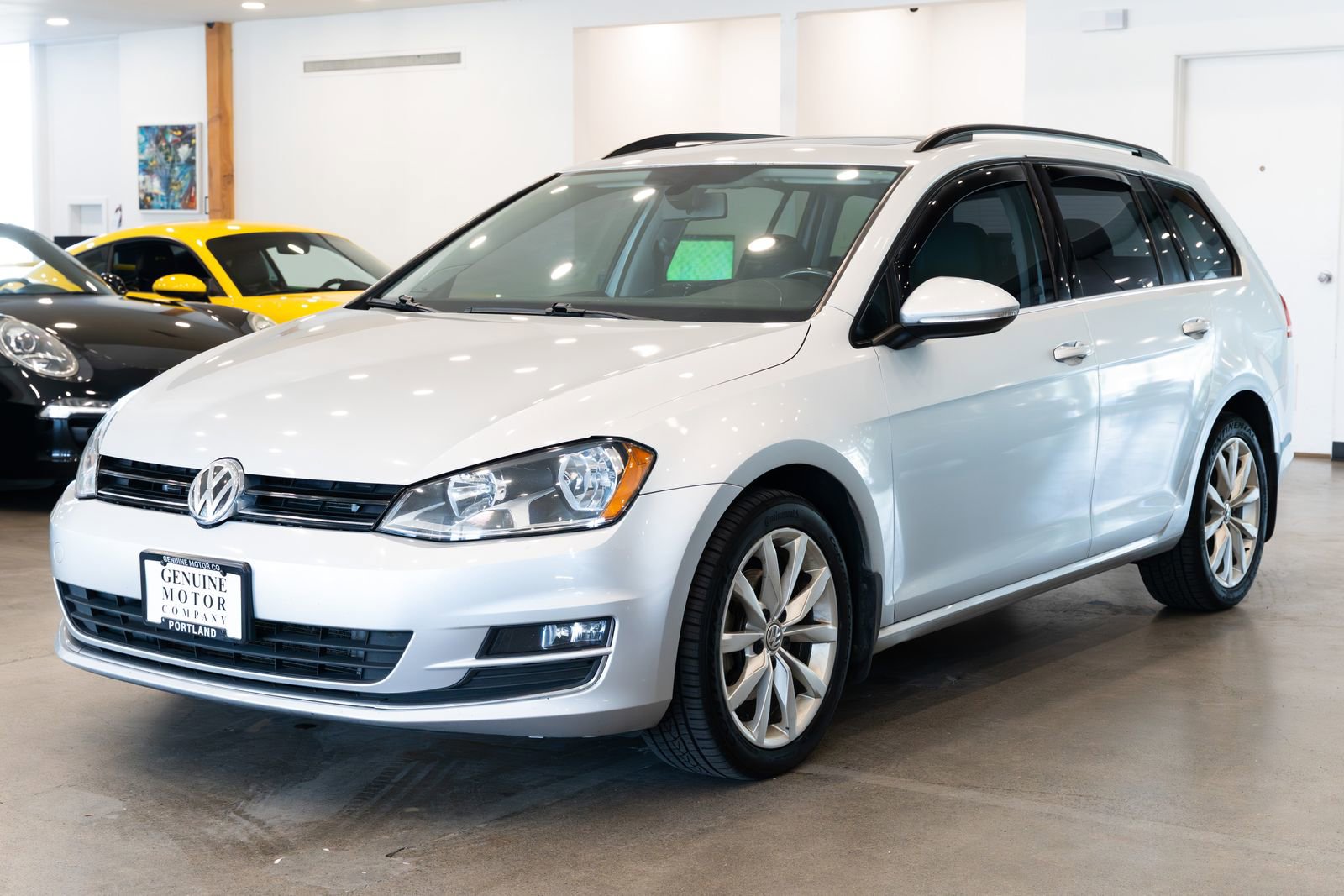 Used 2016 Volkswagen Golf SE image 1