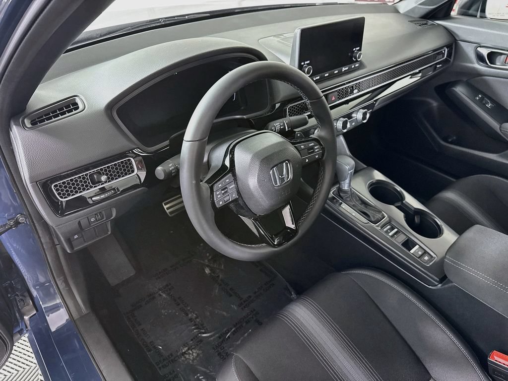 Used 2025 Honda Civic Sport image 17