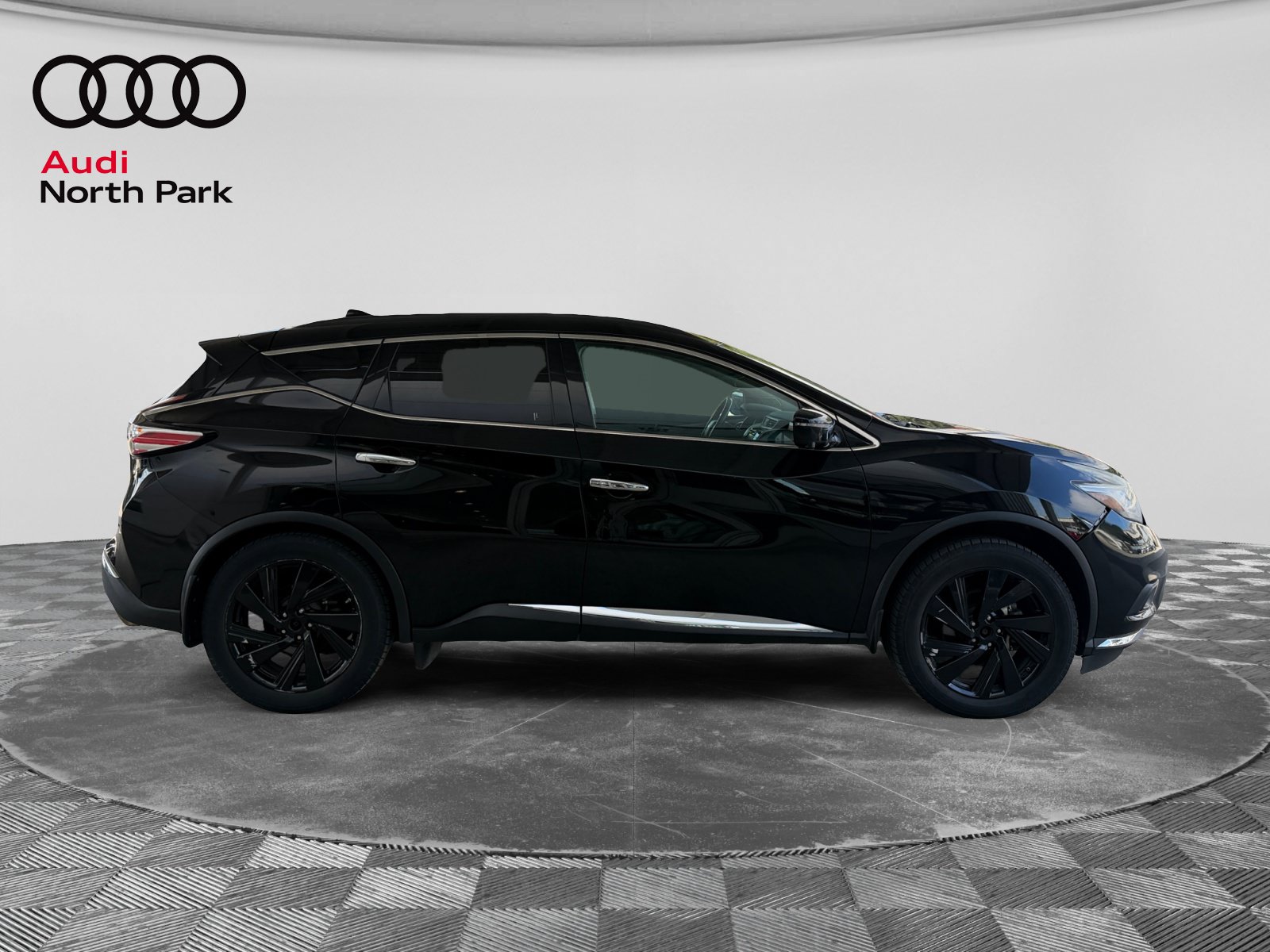 Used 2017 Nissan Murano Platinum w/ Platinum Technology Package AWD/4WD image 6