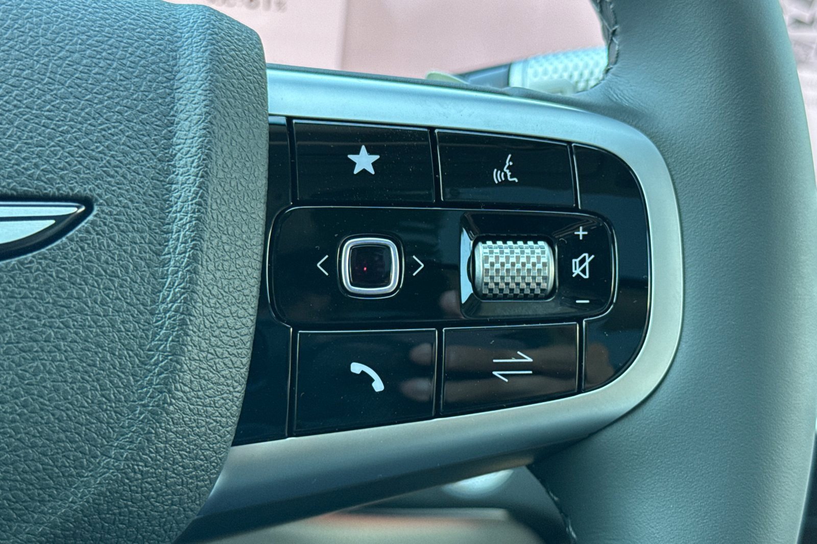 New 2026 Genesis GV80 2.5T Advanced image 28