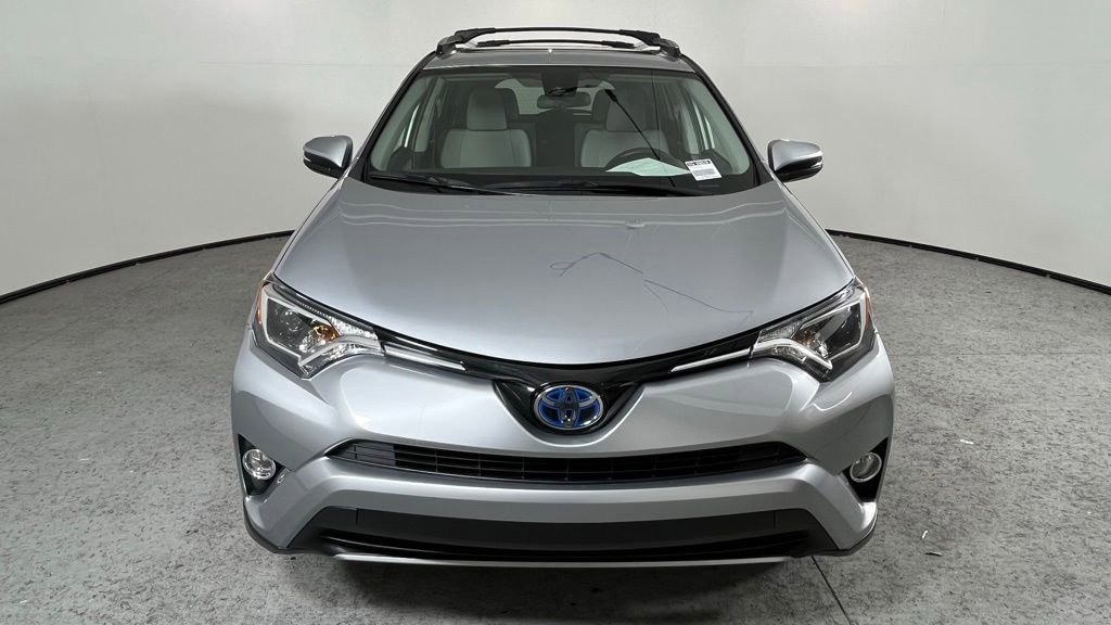 Used 2017 Toyota RAV4 XLE w/ Carpet Mat Package AWD/4WD image 8