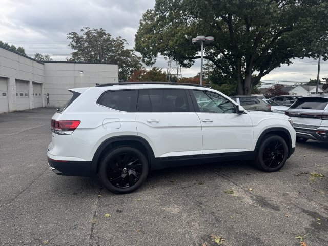 Used 2026 Volkswagen Atlas SE AWD/4WD image 4