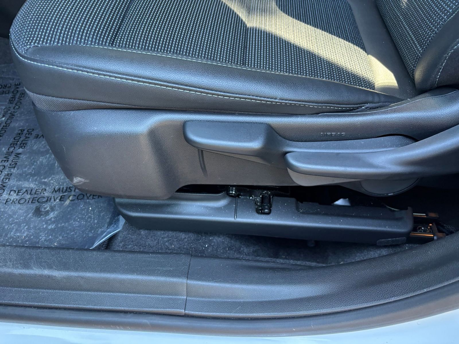 Used 2025 Buick Envista Preferred image 23