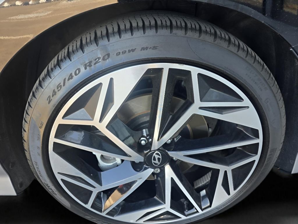 Used 2023 Hyundai Ioniq 6 SEL image 7