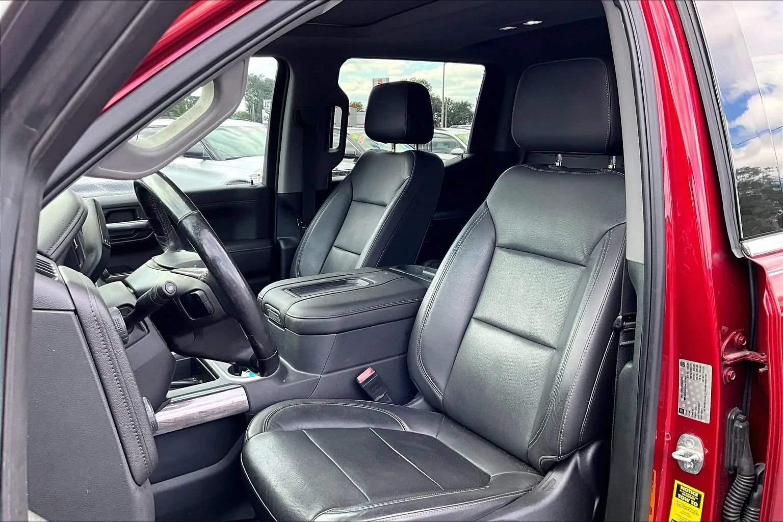 Used 2019 Chevrolet Silverado 1500 LTZ w/ LTZ Premium Package RWD image 5