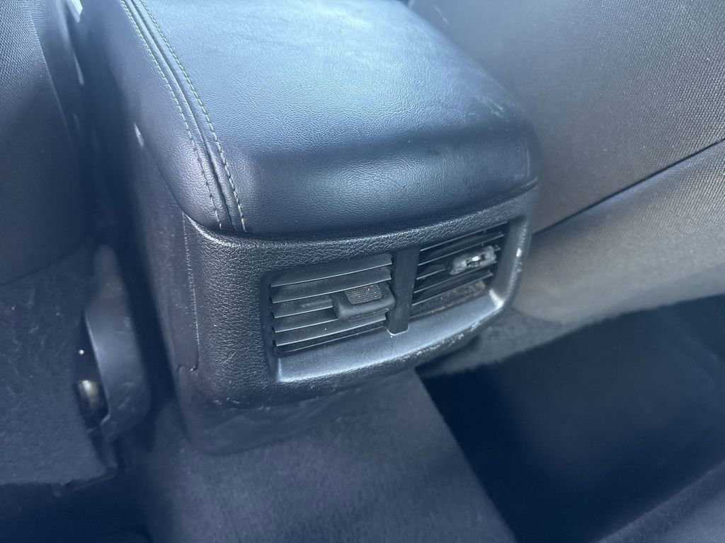 Used 2021 Dodge Challenger SXT RWD image 21