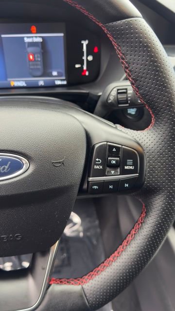 Certified 2025 Ford Escape ST-Line w/ Cold Weather Package AWD/4WD image 10