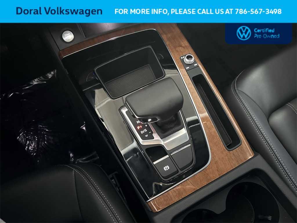 Used 2023 Audi Q5 2.0T Premium w/ Convenience Package image 21