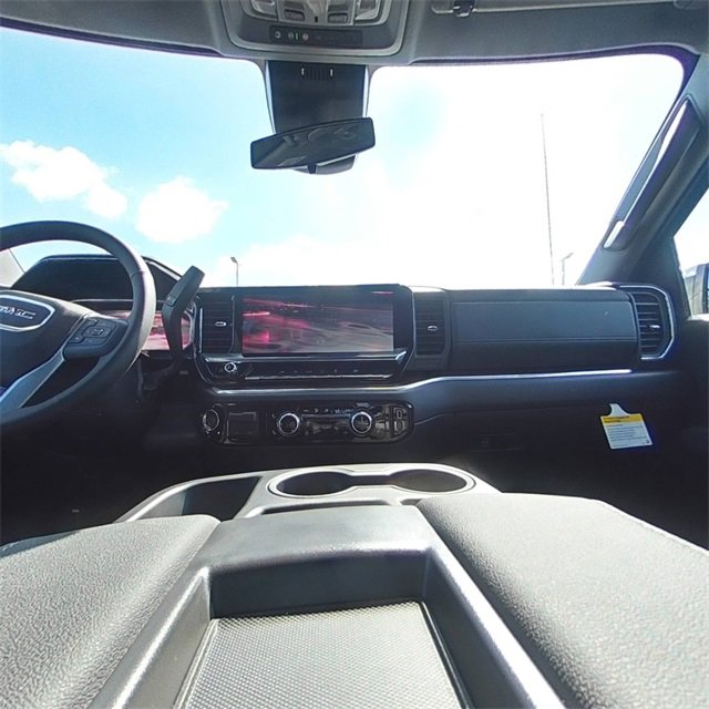 New 2026 GMC Sierra 1500 SLE image 25