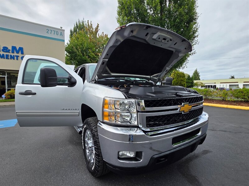 Used 2013 Chevrolet Silverado 3500 LT w/ Interior Plus Package AWD/4WD image 26
