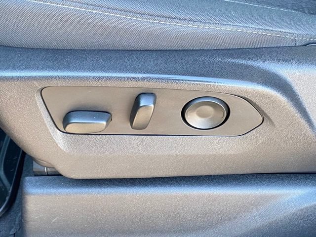 Used 2023 Chevrolet Silverado 1500 Custom Trail Boss AWD/4WD image 30