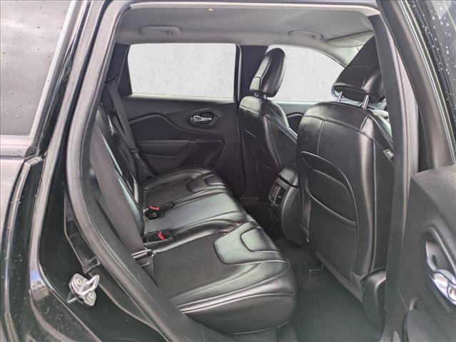 Used 2020 Jeep Cherokee Latitude Plus image 25