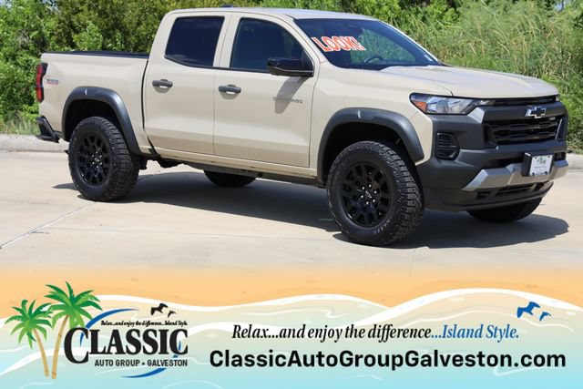 Used 2023 Chevrolet Colorado Trail Boss w/ Technology Package AWD/4WD image 1