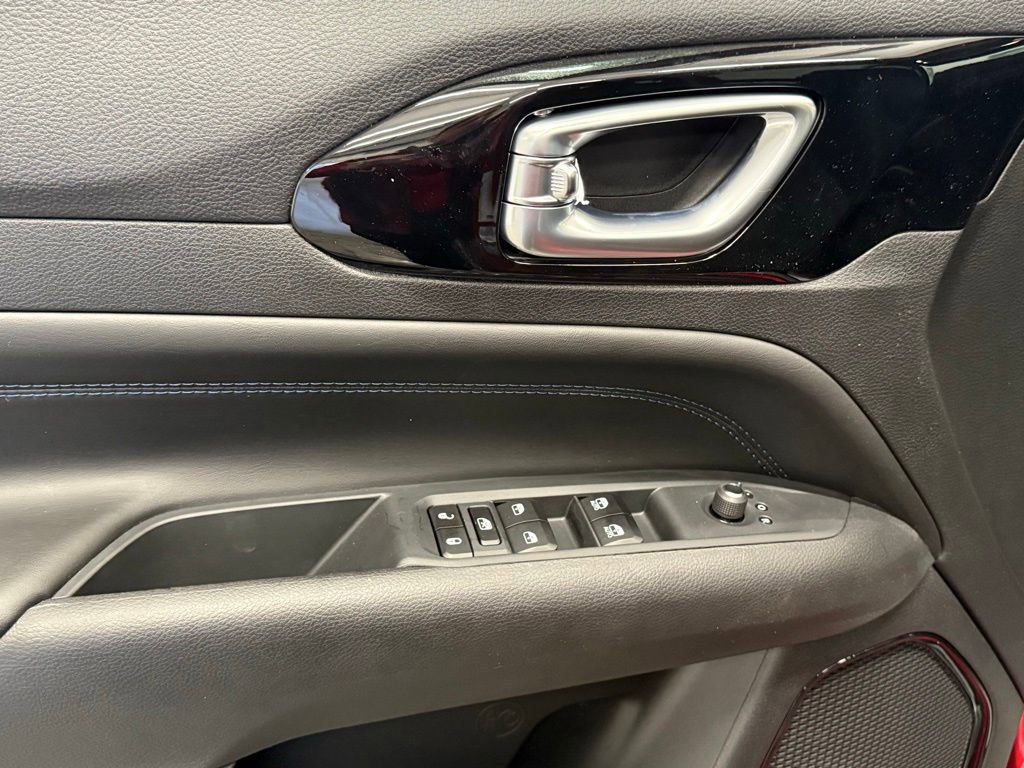 New 2026 Jeep Compass Latitude image 18