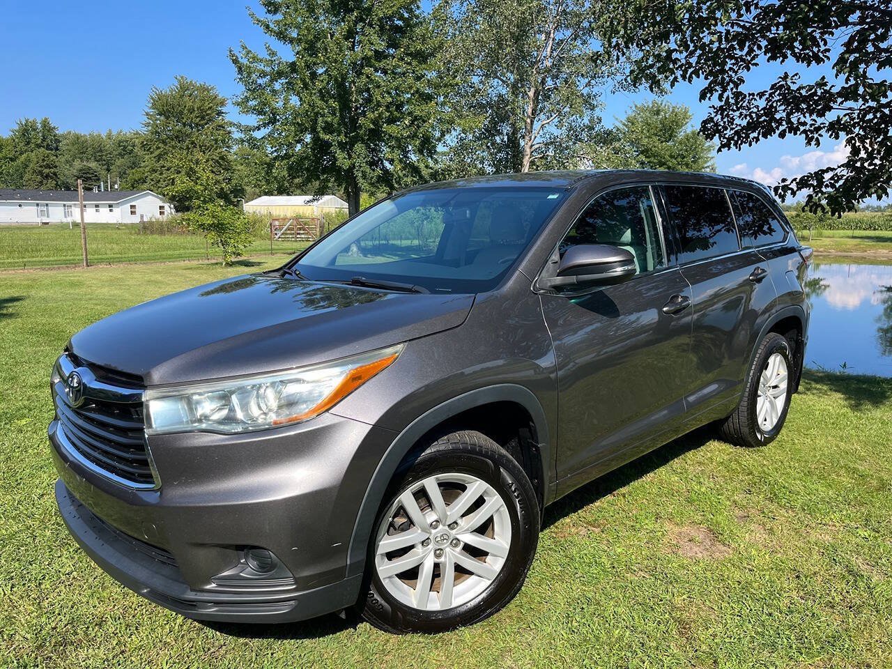 Used 2015 Toyota Highlander LE