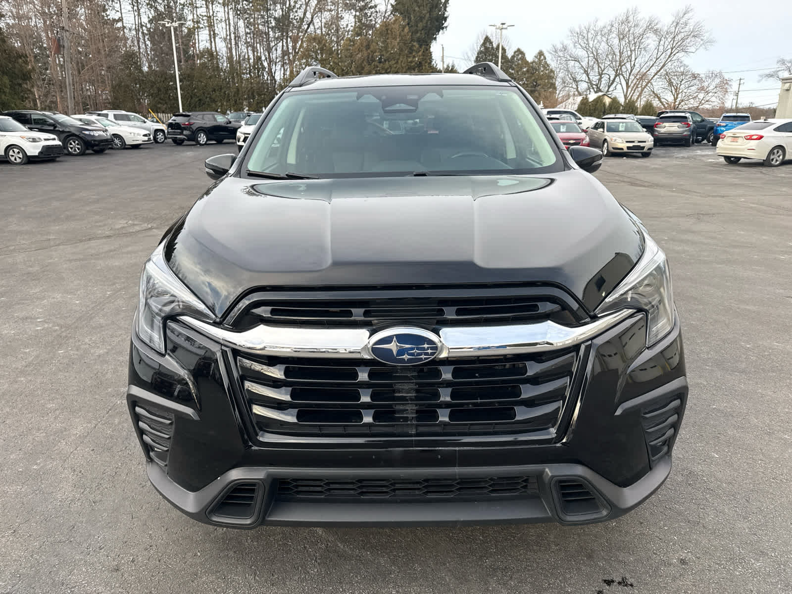 Used 2023 Subaru Ascent Limited image 8