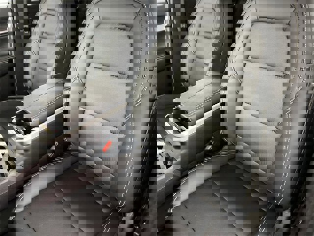 Used 2025 GMC Terrain Elevation w/ Elevation Premium Package image 19