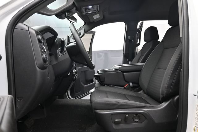 Used 2023 Chevrolet Silverado 1500 Custom AWD/4WD image 14