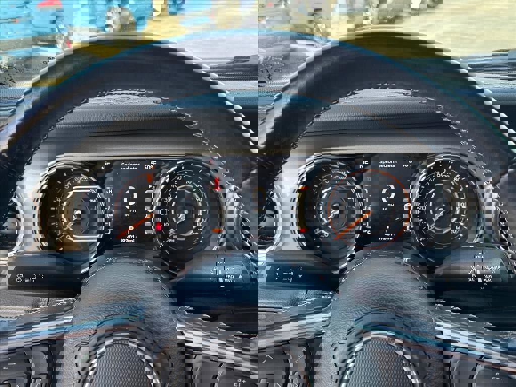 Used 2022 Jeep Gladiator Overland w/ Trailer Tow Package image 21