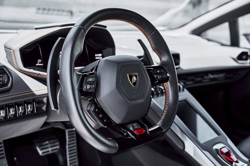 Used 2021 Lamborghini Huracan EVO RWD image 41