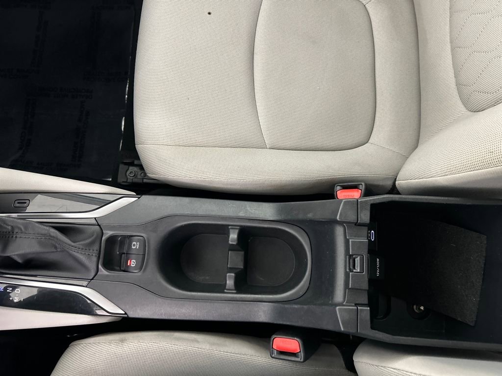 Used 2023 Toyota Corolla Cross L image 14