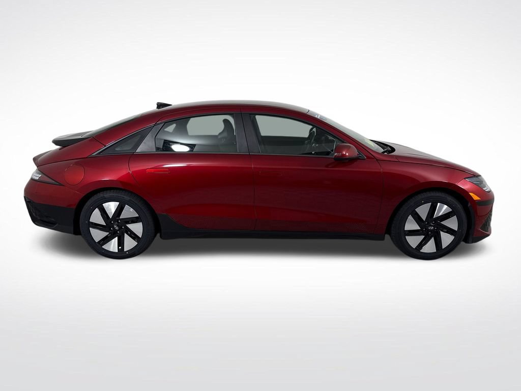 Certified 2024 Hyundai Ioniq 6 SE RWD image 2