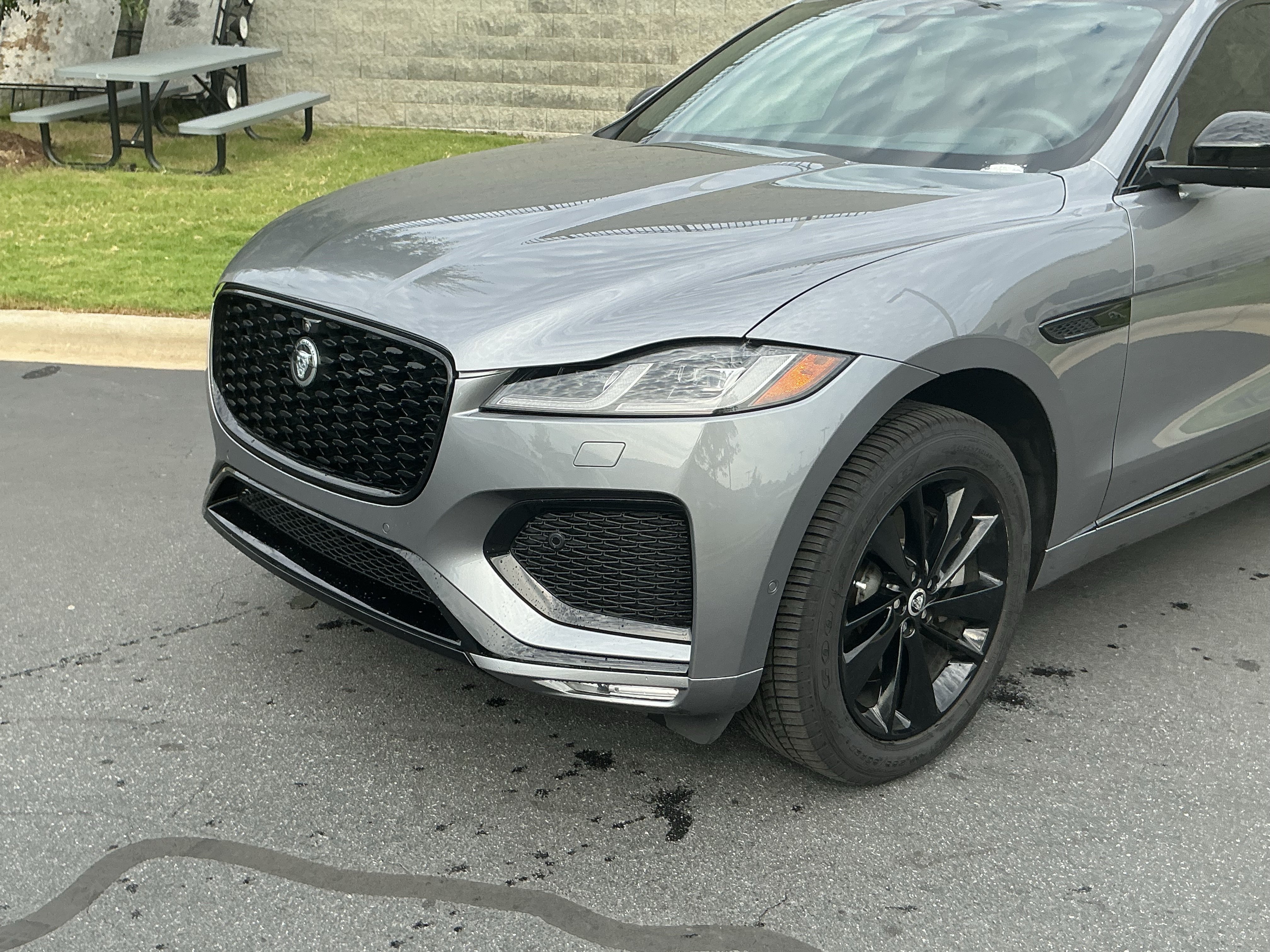 Certified 2026 Jaguar F-PACE R-Dynamic S AWD/4WD image 11