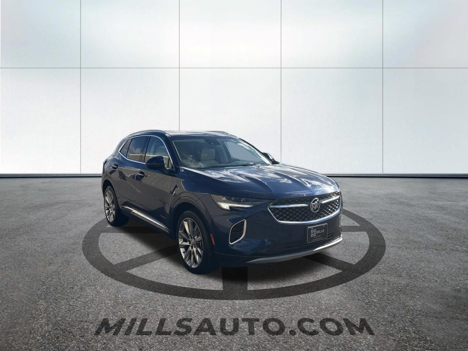 Used 2022 Buick Envision Avenir w/ Safety Package AWD/4WD image 3